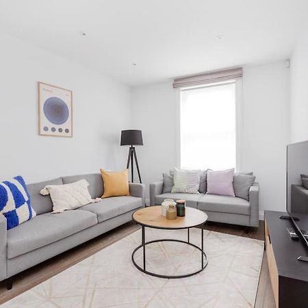 Апартаменты Modern House In South Kensington Лондон Экстерьер фото