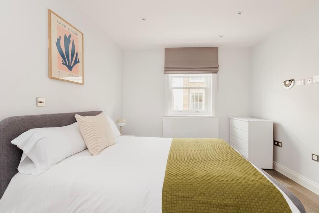 Апартаменты Modern House In South Kensington Лондон Экстерьер фото